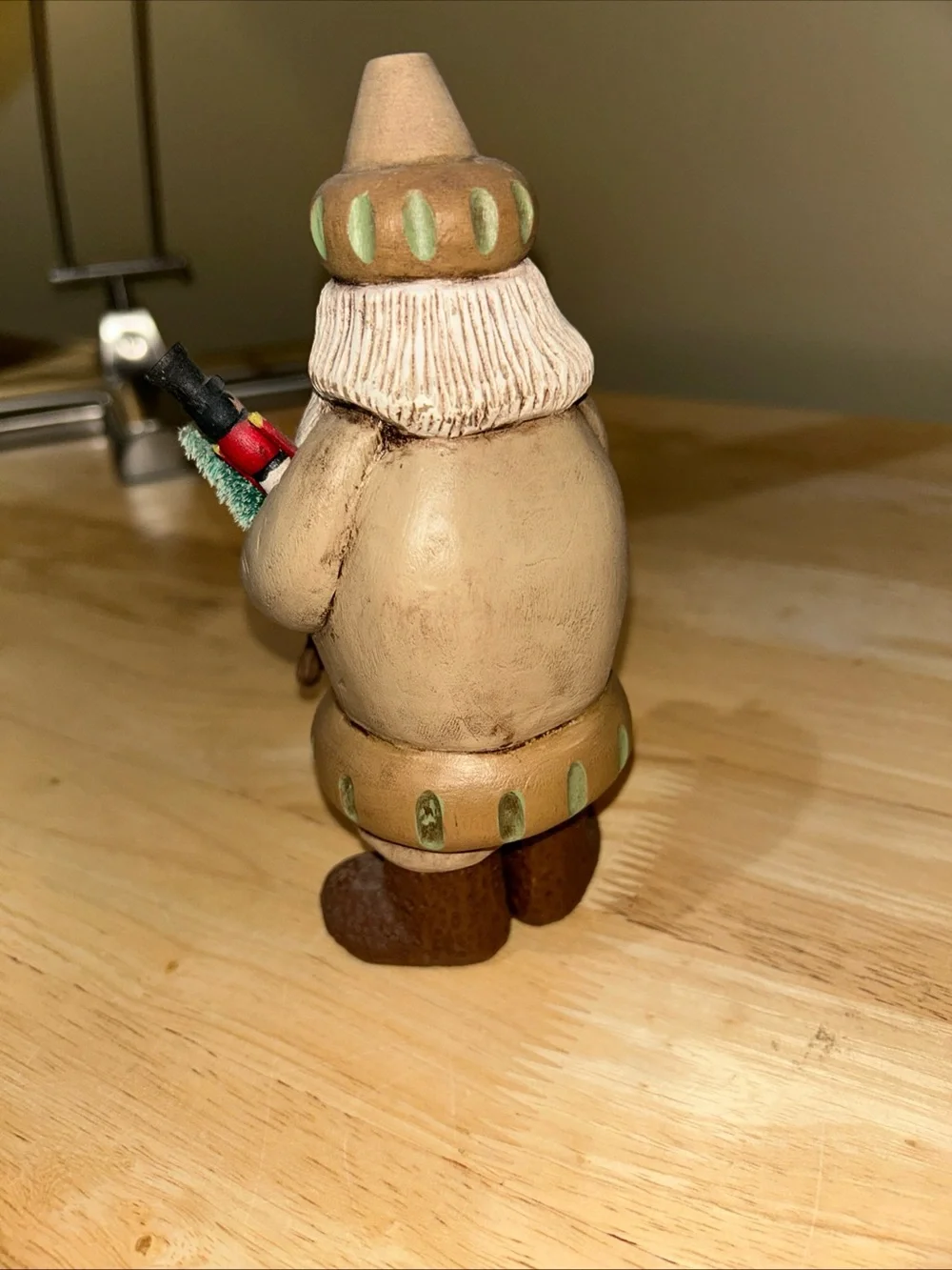 Vincent Ebbitt Hand Carved Wood Santa Pennsylvania Folk Art 2001 7” Sculpture